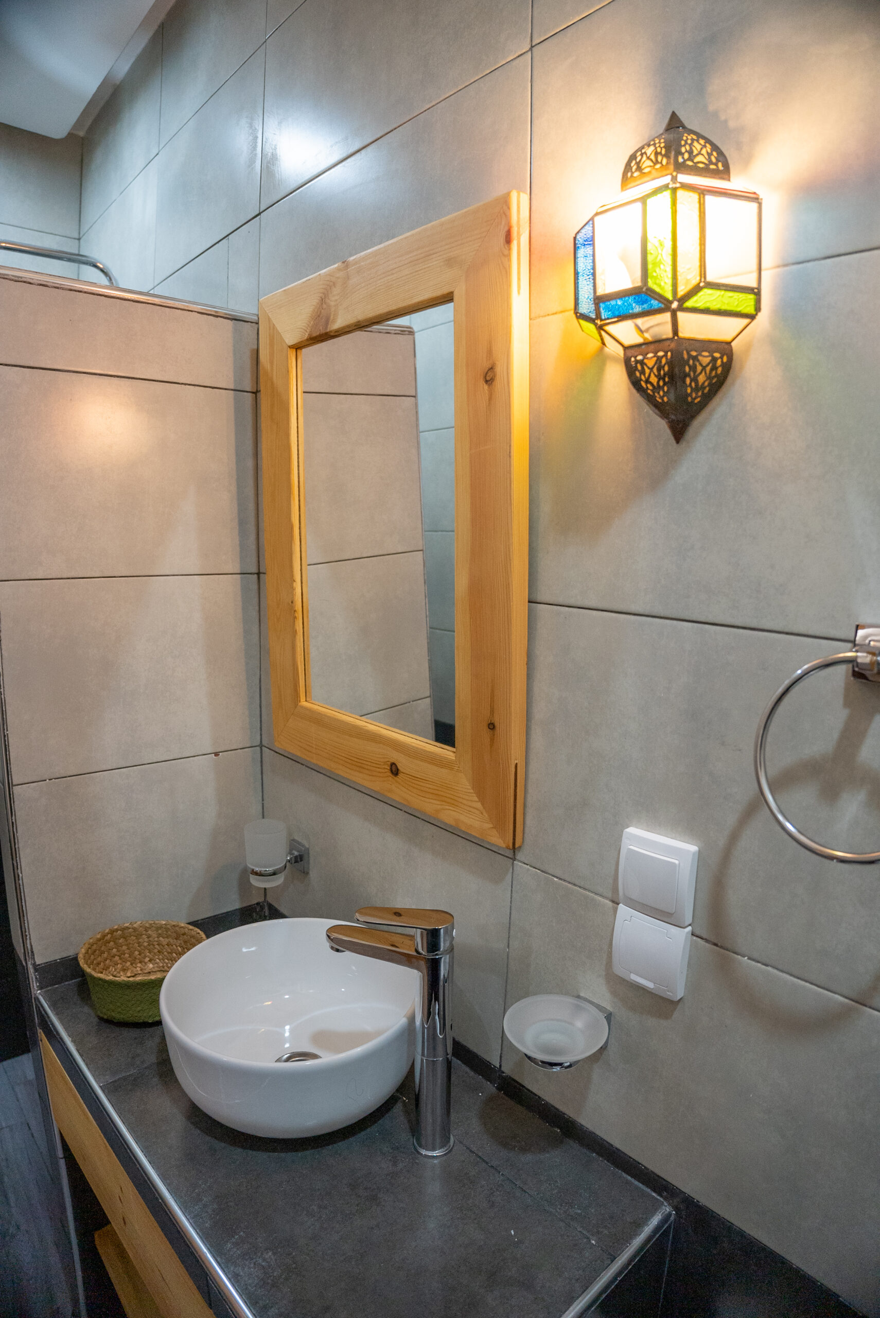 Dynamic Loisirs – Salle de bain rénovée avec vasque à Tamraght