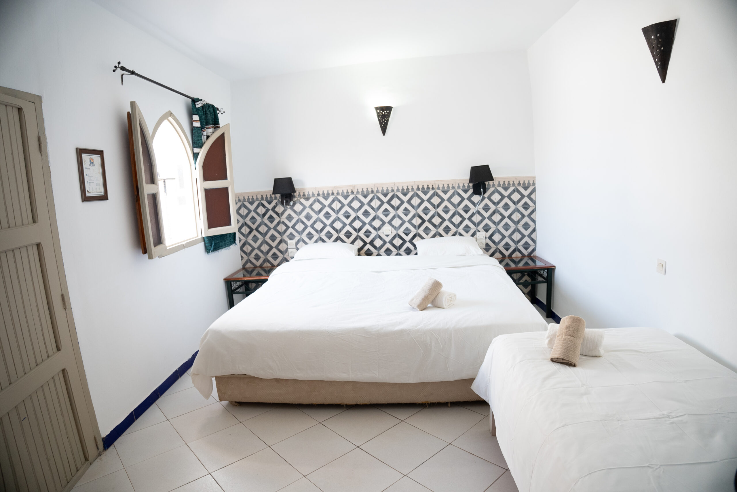 Dynamic Loisirs – Chambre avec lits doubles à Tamraght