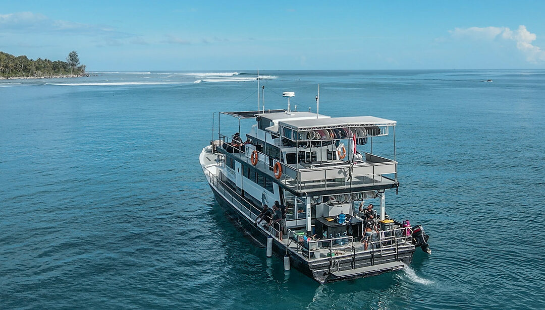 wave-hunter/mentawaï