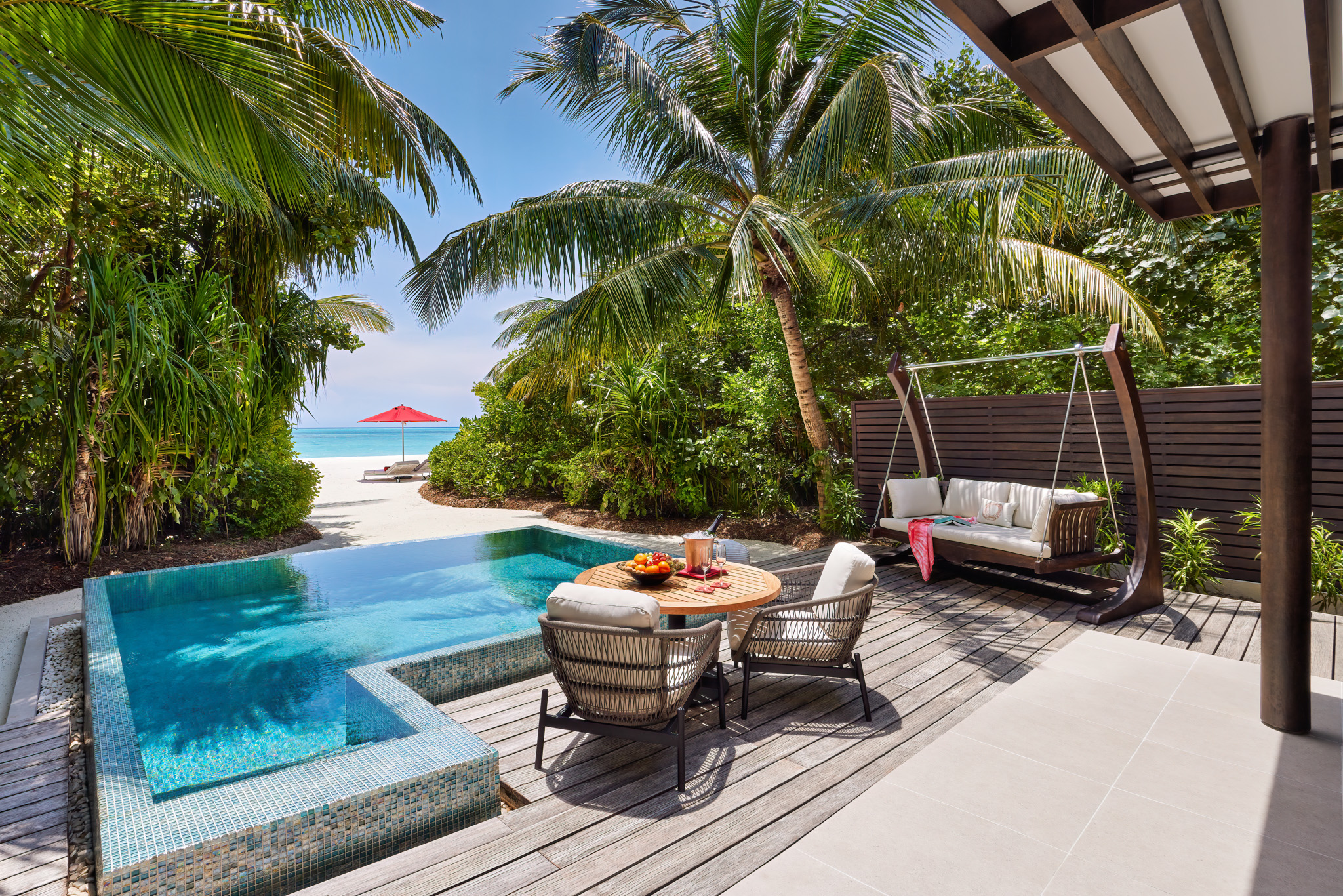Niyama Private Islands - Deluxe Beach Pool Villa Deck