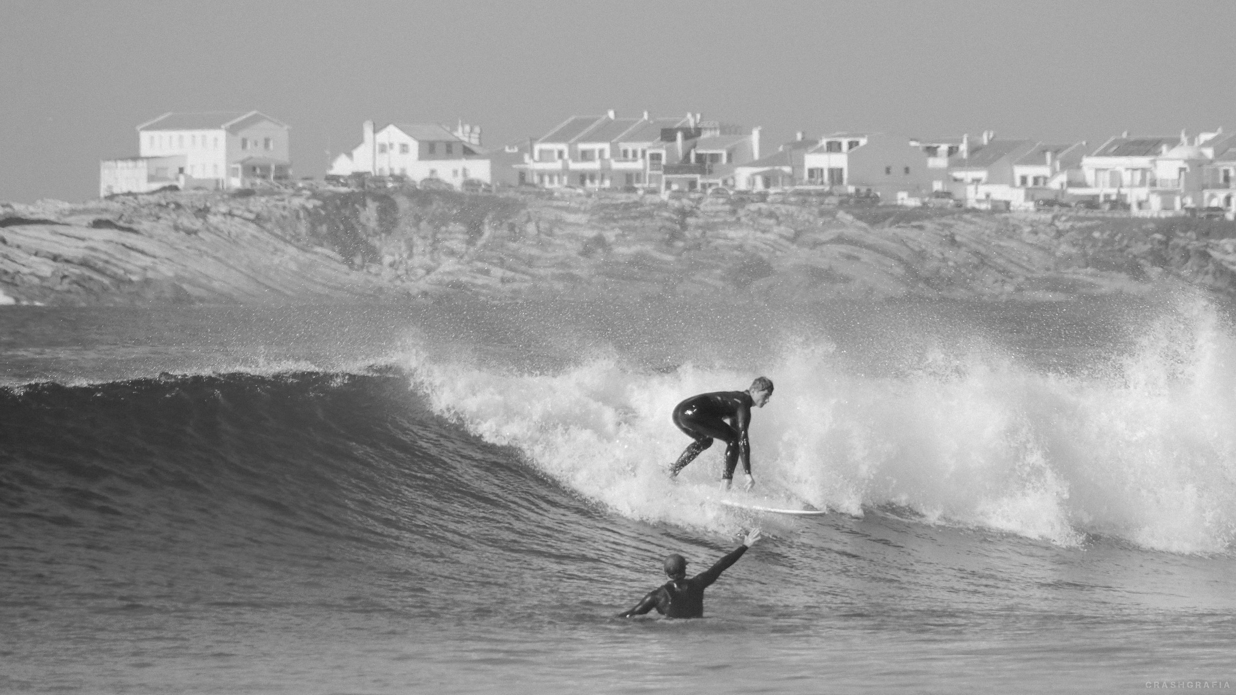 Truster Surf