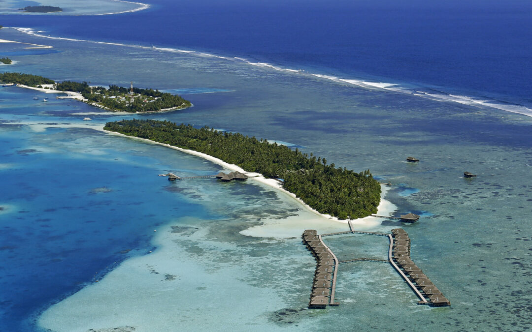 maldives-medhufushi-surf-luxe-eq-retreat